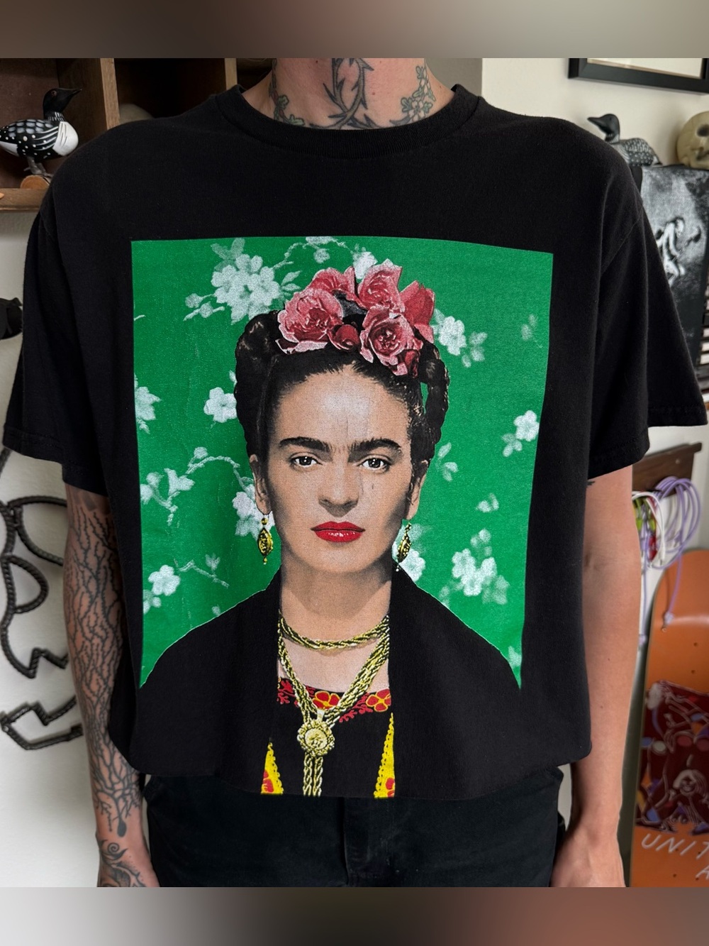 Frida Kahlo Cropped Boxy Large Graphic Tee ~ Size Medium